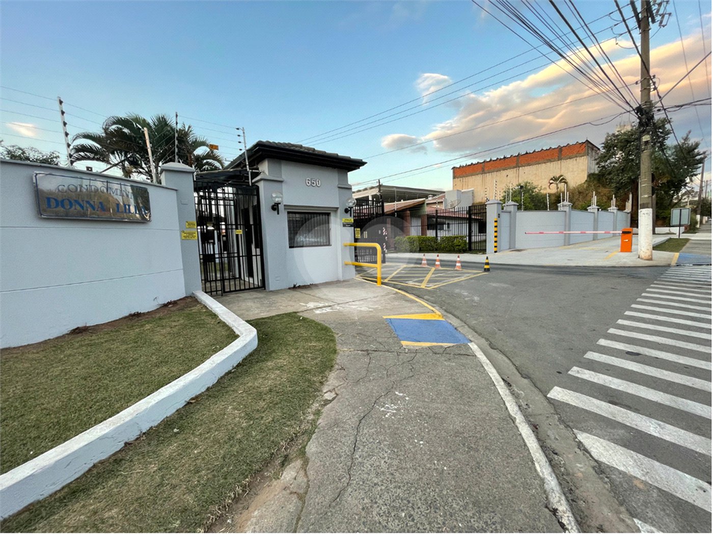 Casa à venda com 3 quartos no condomínio Residencial Dona Lilla, Itu - SP