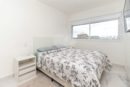 Apartamento à venda com 3 quartos, sendo 1 suíte, em Chácara Santo Antônio, São Paulo, SP