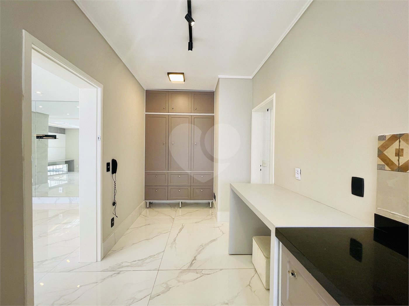 Apartamento à venda com 3 suítes em Vila Gilda, Santo André, SP