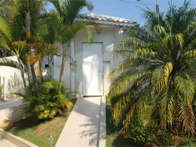 Casa à venda com 4 suítes em Pirucaia, Mairiporã, SP
