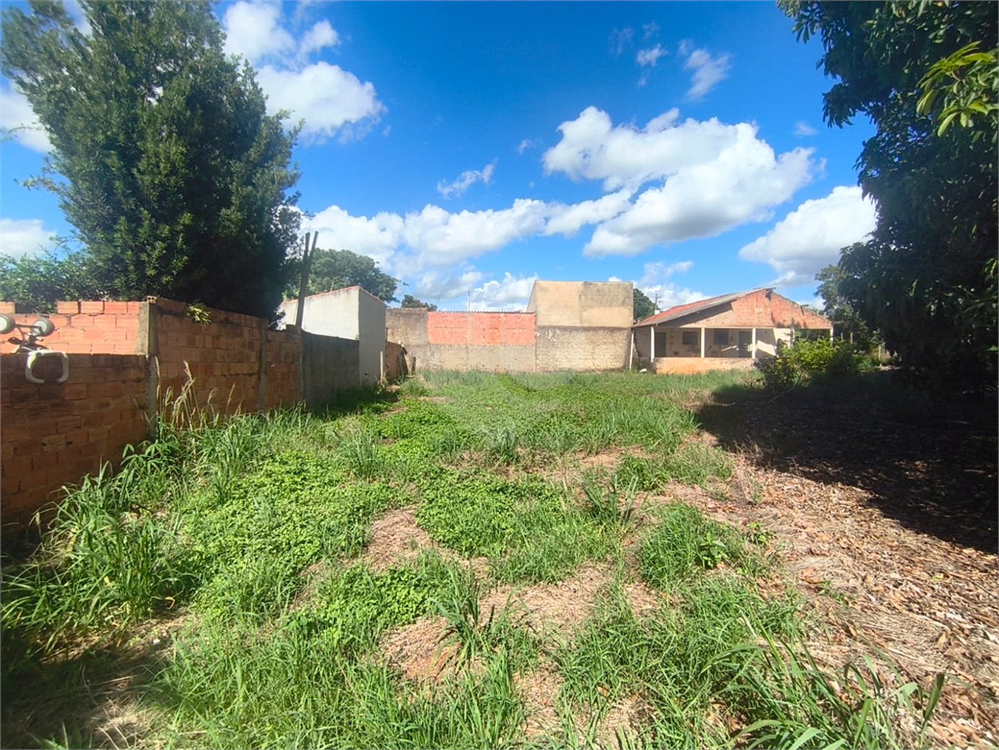 Sítio à venda com 2 quartos em Retiro Santana, Itapetininga, SP