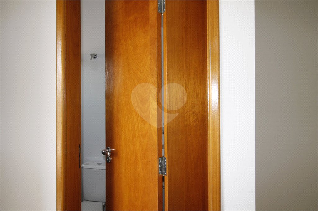 Sobrado à venda com 4 quartos, sendo 2 suítes, em Vila Pereira Barreto, São Paulo, SP