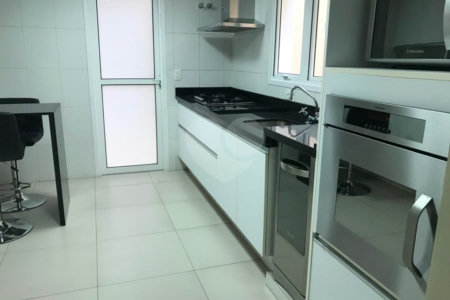 Casa à venda com 2 suítes no condomínio Vilagio Viccino, São Paulo - SP