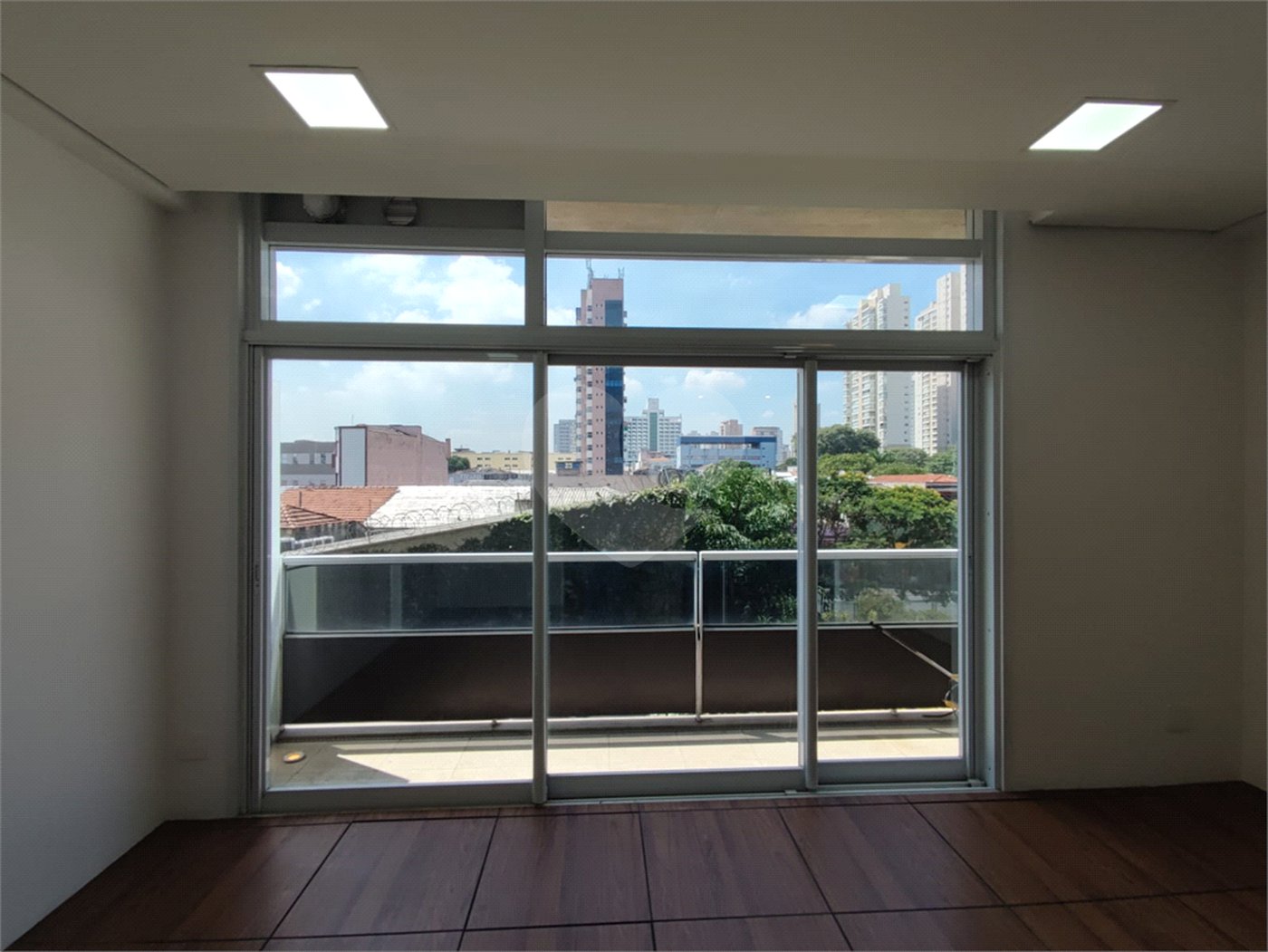 Sala à venda em Lapa, São Paulo, SP