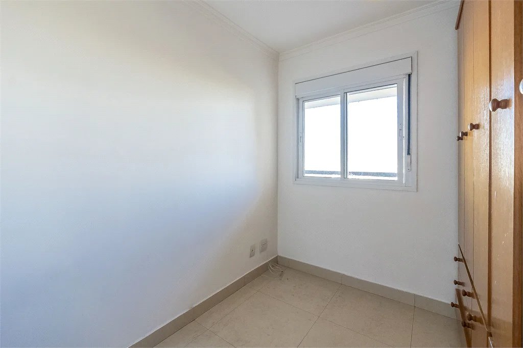 Apartamento à venda com 3 quartos, sendo 1 suíte,  em Jardim Parque Morumbi, São Paulo, SP
