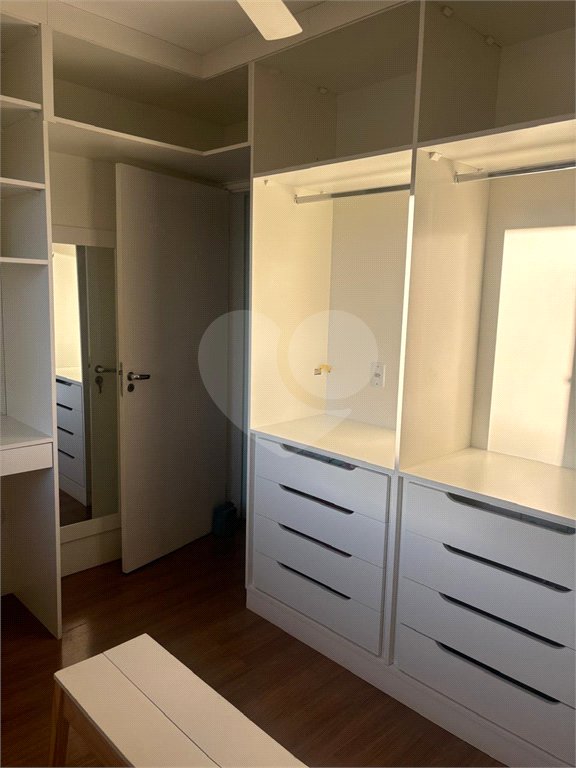 Casa à venda com 2 quartos no condomínio Altos do Boa Vista, São Roque - SP