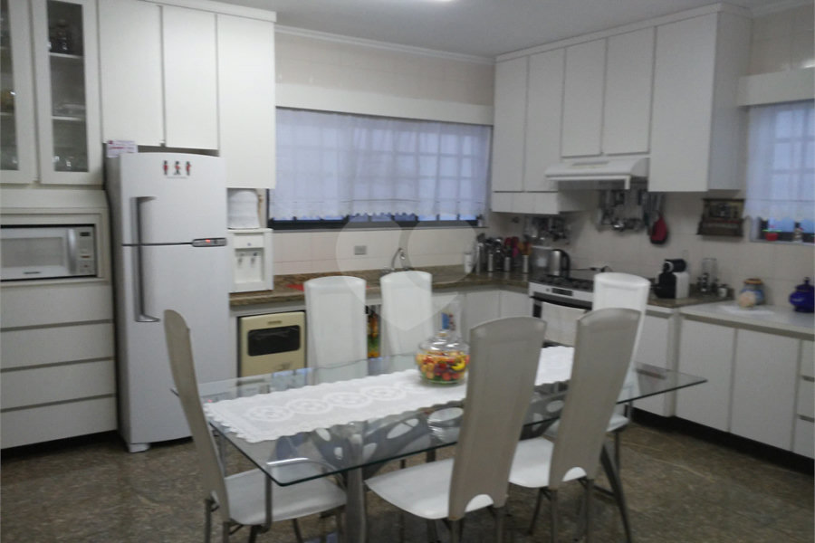 Sobrado à venda com 3 suítes em Tremembé, São Paulo, SP