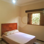 Casa à venda com 3 quartos, sendo 1 suíte, no condomínio Acmti - Colinas do Mosteiro, Terras de Itaici e Recanto dos Pássaros, Indaiatuba - SP