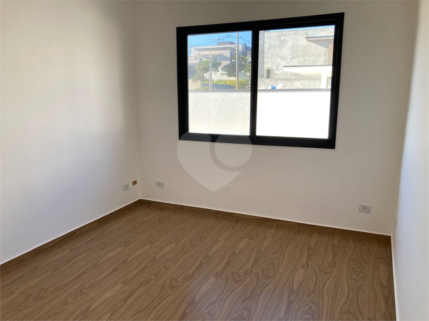 Casa à venda com 4 quartos, sendo 3 suítes,  no condomínio Reserva Granja Anita, Mogi das Cruzes - SP