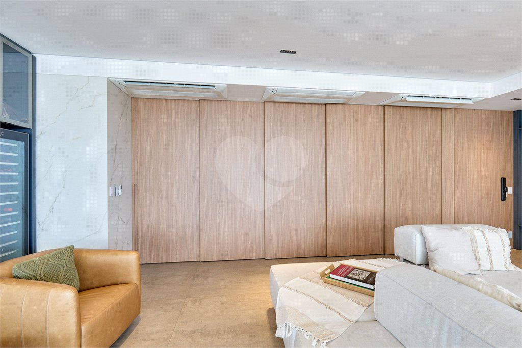 Apartamento à venda com 3 suítes em Brooklin, São Paulo, SP