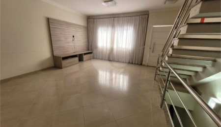 Casa à venda com 3 quartos, sendo 1 suíte, no condomínio Maximus I, São Paulo - SP