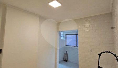 Apartamento à venda com 2 quartos, sendo 1 suíte,  em Saúde, São Paulo, SP