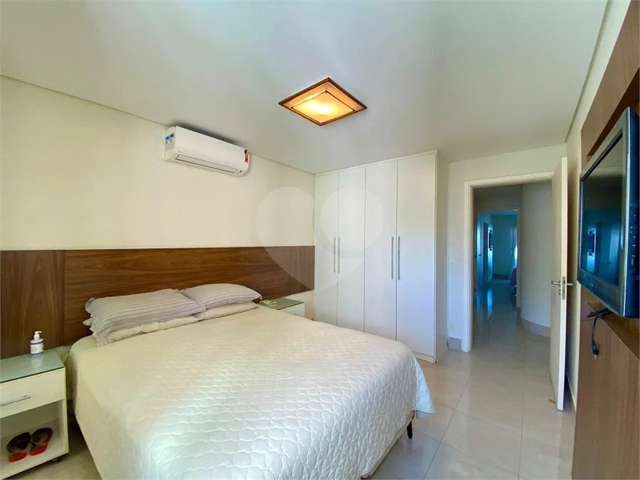 Apartamento à venda com 4 suítes em Riviera de São Lourenço, Bertioga, SP