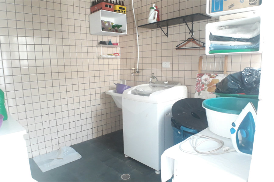 Casa Térrea à venda com 4 quartos, sendo 1 suíte, em Vila Romero, São Paulo, SP