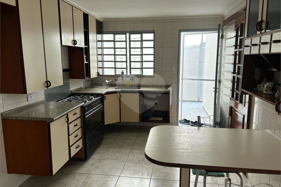 Sobrado à venda com 4 quartos, sendo 2 suítes, em Água Fria, São Paulo, SP