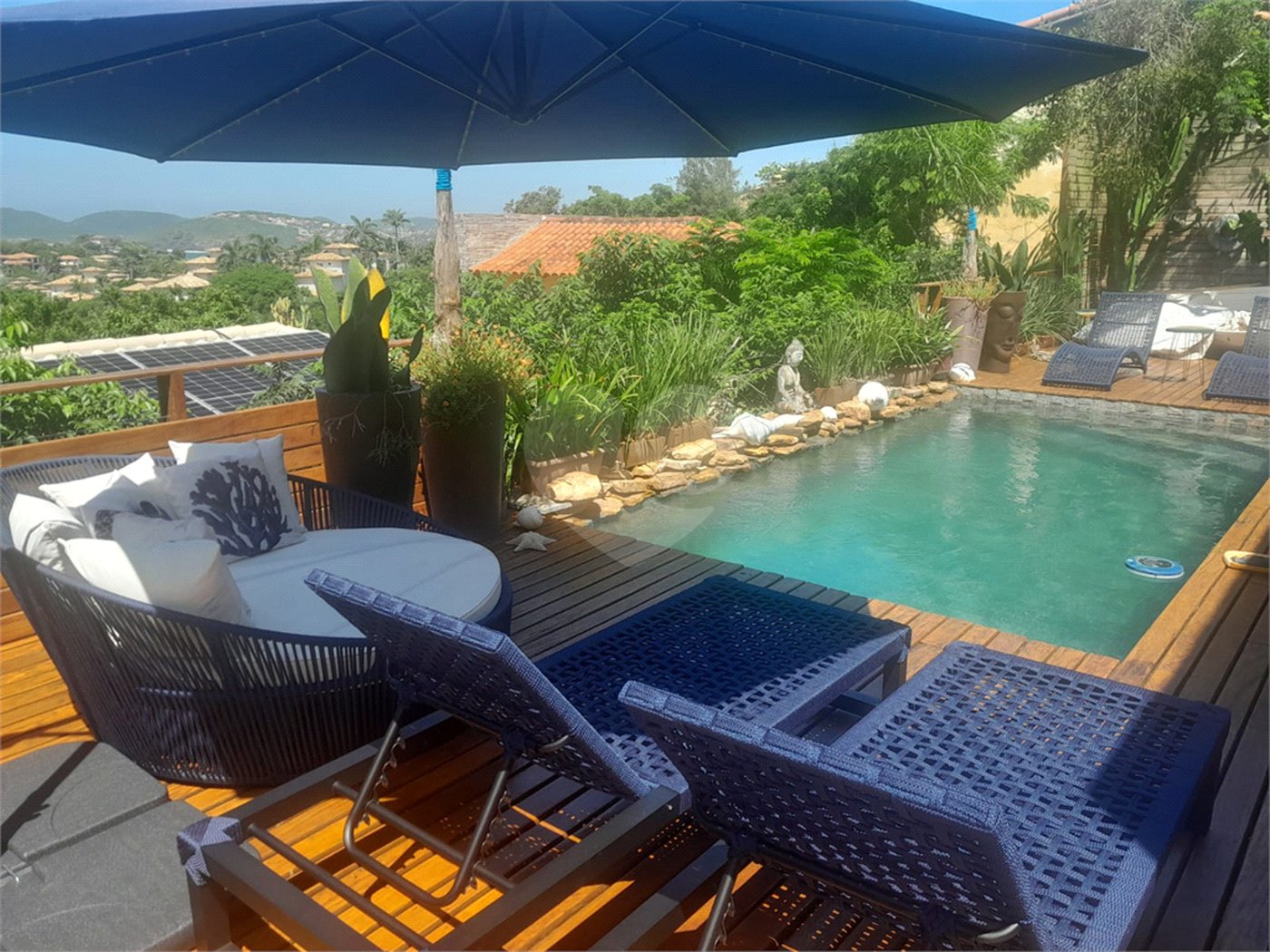 Casa à venda com 4 quartos, sendo 2 suítes,  em Albatroz, Armação dos Búzios, RJ