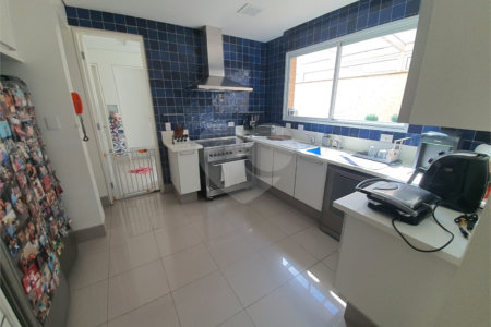 Casa à venda com 4 suítes no condomínio Laplace Spe, São Paulo - SP