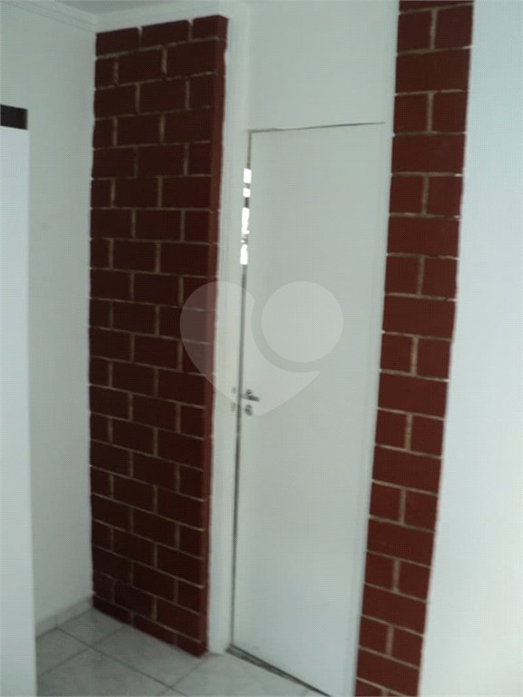 Apartamento com 32m² na região da Bela Vista em São Paulo - SP.