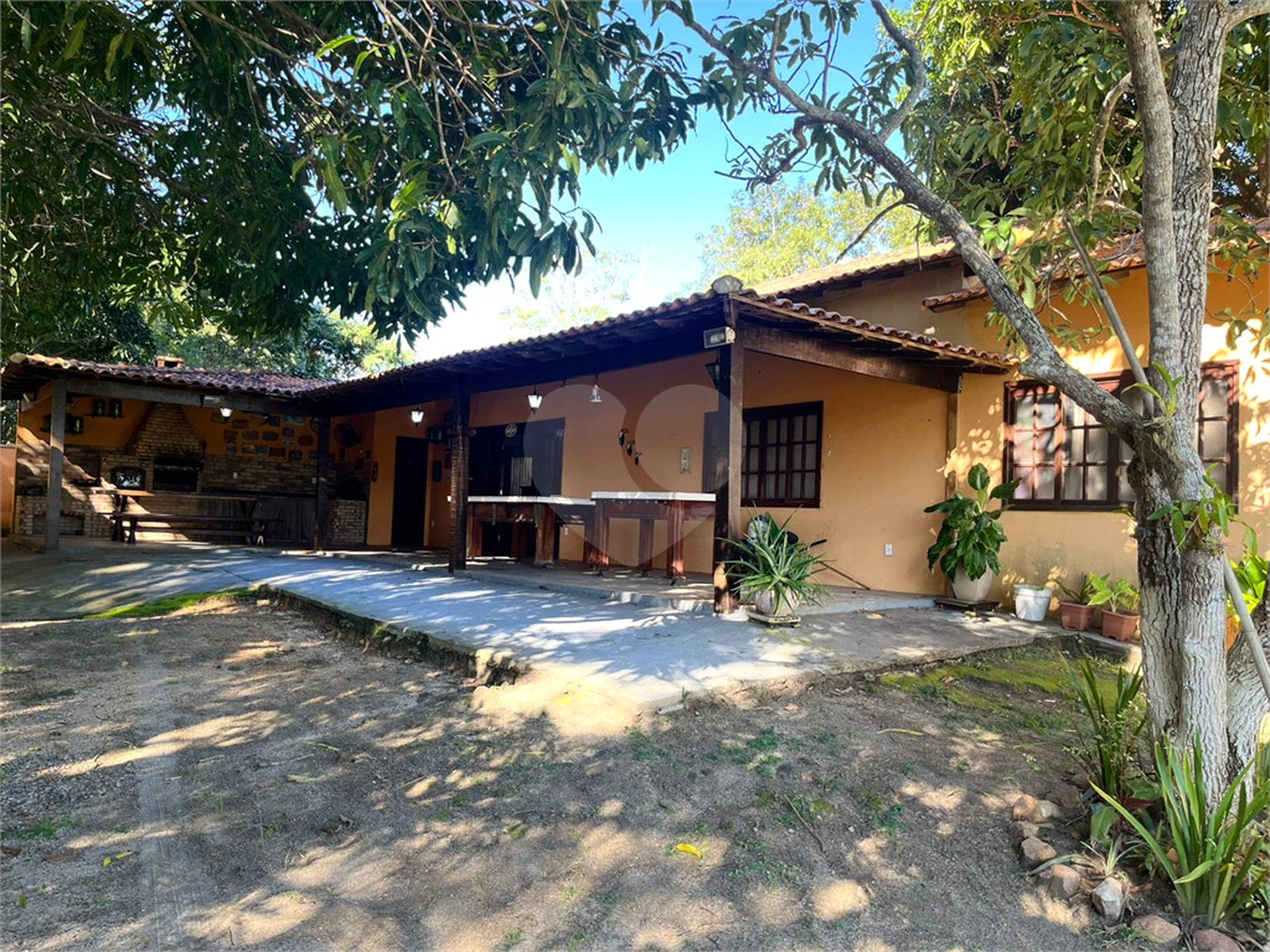 Chácara à venda com 4 quartos em Retiro, São Pedro da Aldeia, RJ
