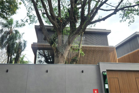 Casa à venda com 4 suítes no condomínio Plm 875, São Paulo - SP