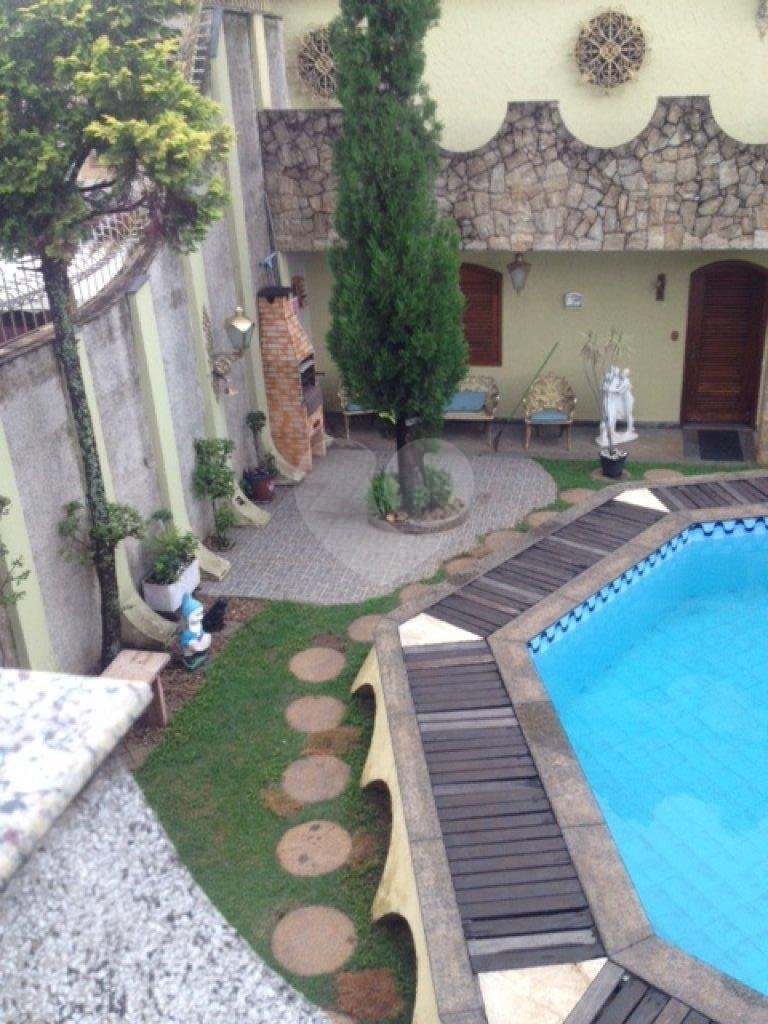 Casa à venda com 4 quartos, sendo 3 suítes, em Vila Paiva, São Paulo, SP