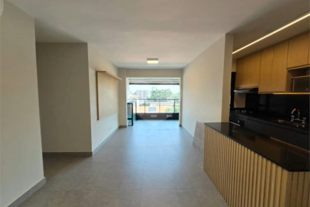 Apartamento à venda ou para alugar com 2 quartos, sendo 1 suíte,  em Planalto Paulista, São Paulo, SP