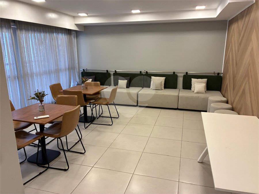 Apartamento para locação na Pompéia | 52 m² | 2 dormitórios (1 suíte) | 1 vaga