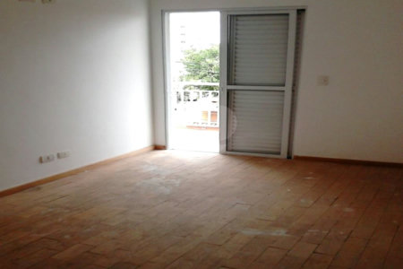 Casa à venda com 2 suítes em Jardim Odete, São Paulo, SP