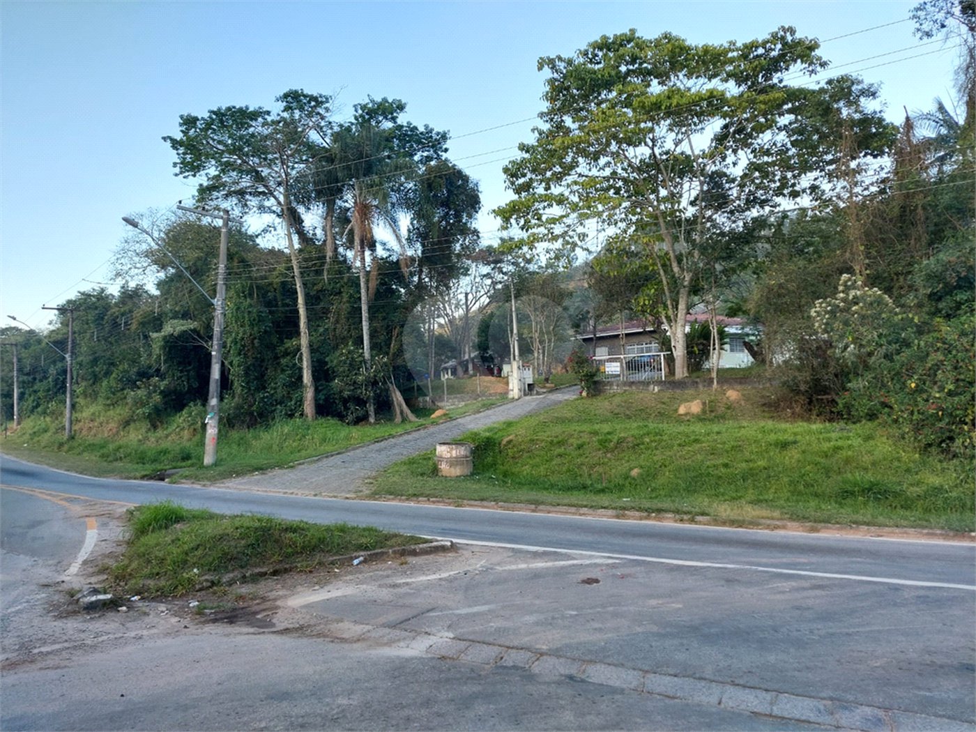 Casa à venda com 4 quartos, sendo 1 suíte, em Rio Acima, Mairiporã, SP