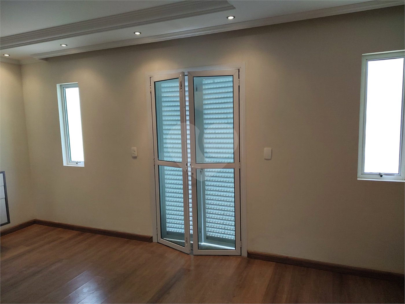 Casa à venda com 4 quartos, sendo 2 suítes, em Casa Verde, São Paulo, SP
