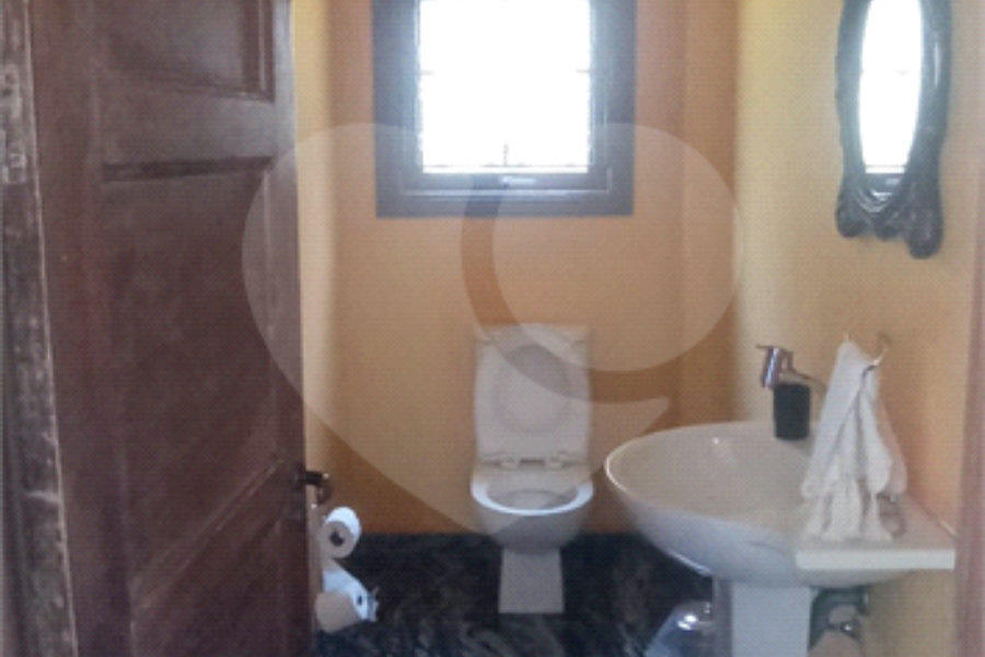 Casa à venda com 5 quartos, sendo 1 suíte, em Roseira, Mairiporã, SP