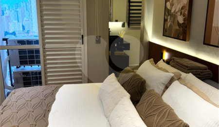 Apartamento à venda com 2 quartos, sendo 1 suíte,  em Bosque da Saúde, São Paulo, SP