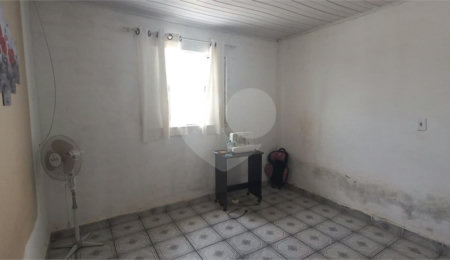 Casa à venda com 2 quartos em Jardim Fogaça, Itapetininga, SP