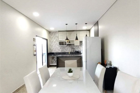 Casa à venda com 3 quartos, sendo 1 suíte, em Residencial Vila dos Eucaliptos, Salto, SP