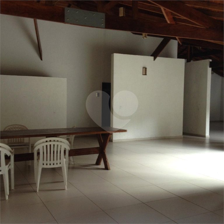 Casa à venda com 5 quartos, sendo 4 suítes,  no condomínio Cantareira, Mairiporã - SP