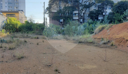 Terreno à venda em Vila Nivi, São Paulo, SP