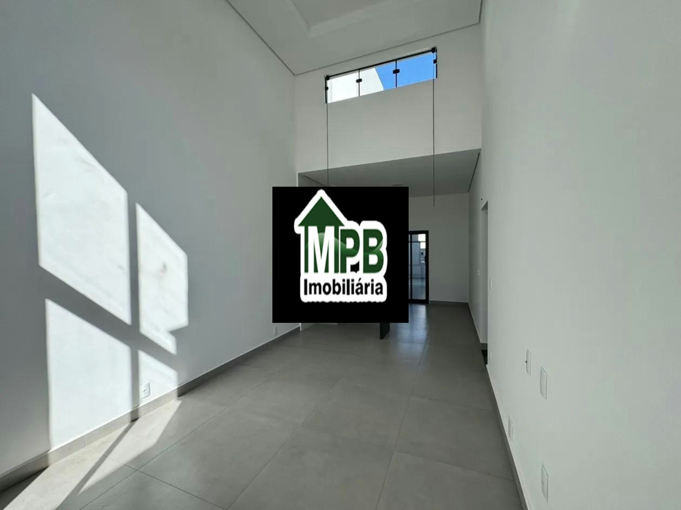 Casa à venda com 3 quartos, sendo 1 suíte, no condomínio Horto Florestal Villagio, Sorocaba - SP