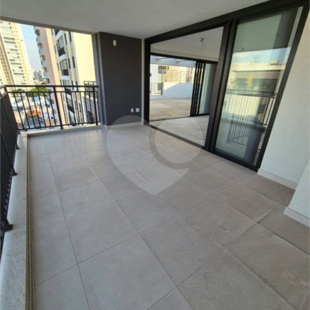 Apartamento à venda com 3 suítes em Belenzinho, São Paulo, SP