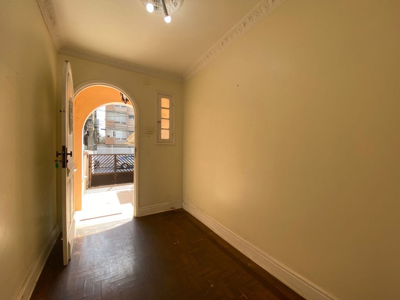 Casa com 3 dormitórios para alugar, 197 m² por R$ 8.500/mês - Embaré - Santos/SP