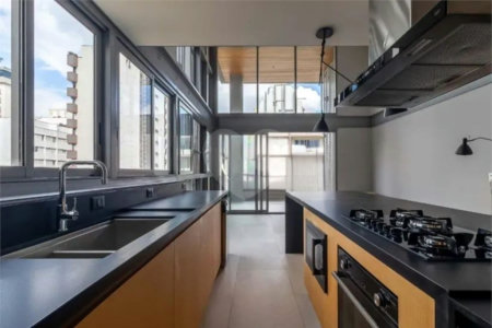 Apartamento à venda ou para alugar com 1 suíte em Cerqueira César, São Paulo, SP