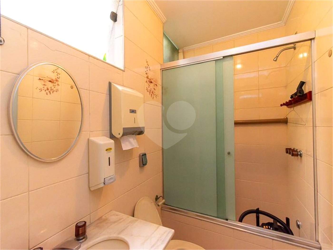 Casa à venda com 8 quartos, sendo 2 suítes, em Indianópolis, São Paulo, SP