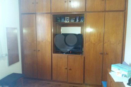 Sobrado à venda com 3 quartos em Vila Barreto, São Paulo, SP