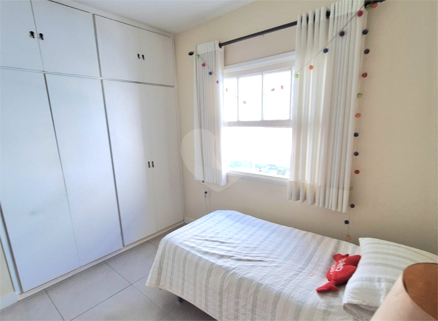 Casa à venda com 5 quartos, sendo 3 suítes, em Brooklin, São Paulo, SP