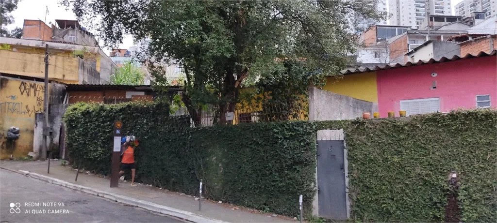 Casa à venda com 3 quartos em Jardim das Palmas, São Paulo, SP