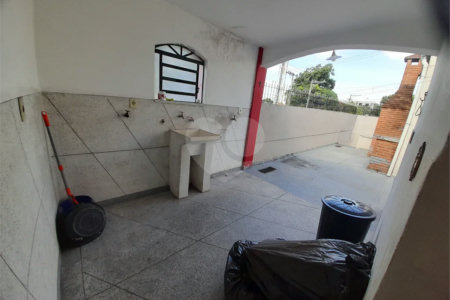 Sobrado à venda com 3 quartos, sendo 2 suítes, em Vila Gustavo, São Paulo, SP