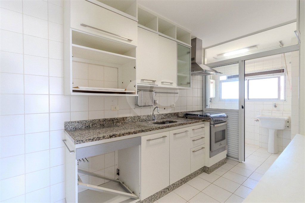 Apartamento à venda com 4 quartos, sendo 2 suítes, em Jardim Marajoara, São Paulo, SP