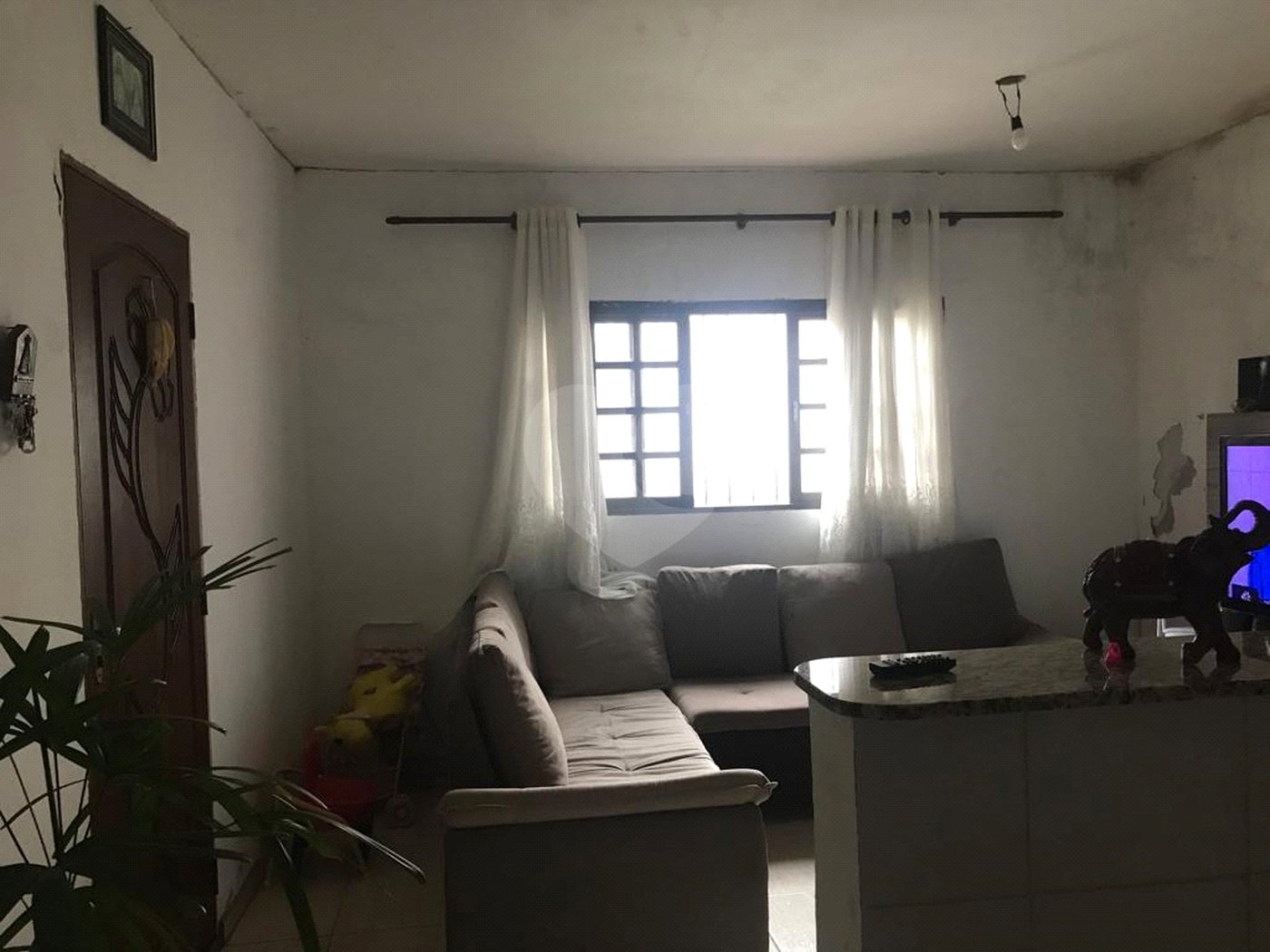 Casa Térrea à venda com 2 quartos, sendo 1 suíte, no Centro, Bom Jesus dos Perdões, SP