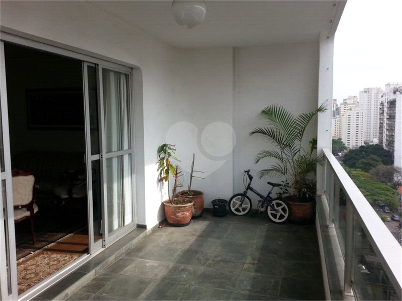 Apartamento à venda com 4 quartos, sendo 3 suítes,  em Indianópolis, São Paulo, SP