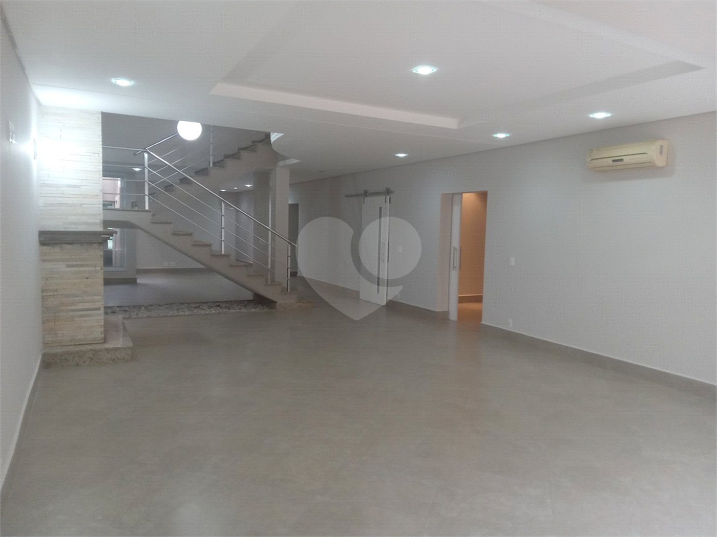 Casa à venda com 4 suítes no condomínio Lago da Boa Vista, Sorocaba - SP