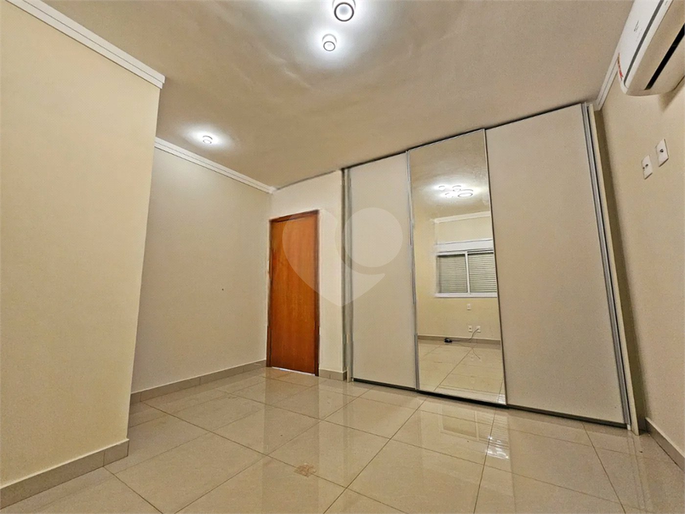 Apartamento à venda com 3 suítes em Jardim Botânico, Ribeirão Preto, SP